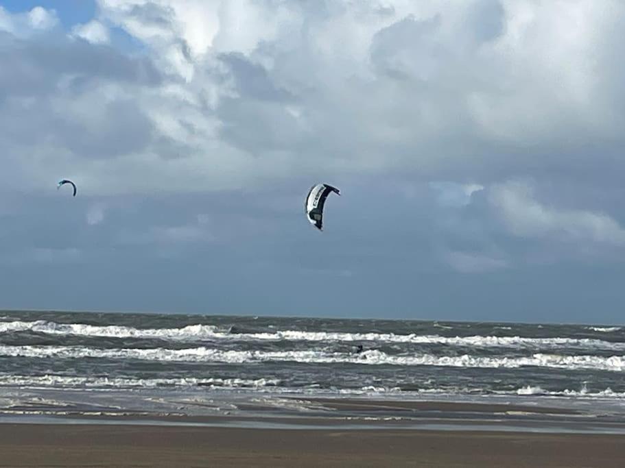 Fisherman'S Cottage - Surf Retreat Wijk aan Zee Exterior foto