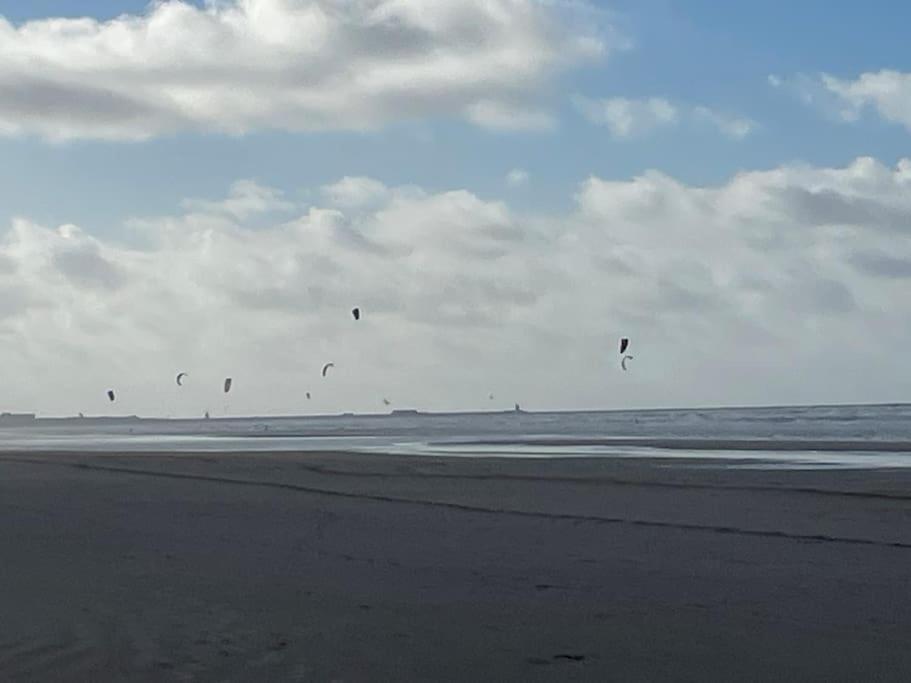 Fisherman'S Cottage - Surf Retreat Wijk aan Zee Exterior foto