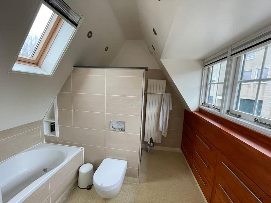 Fisherman'S Cottage - Surf Retreat Wijk aan Zee Exterior foto